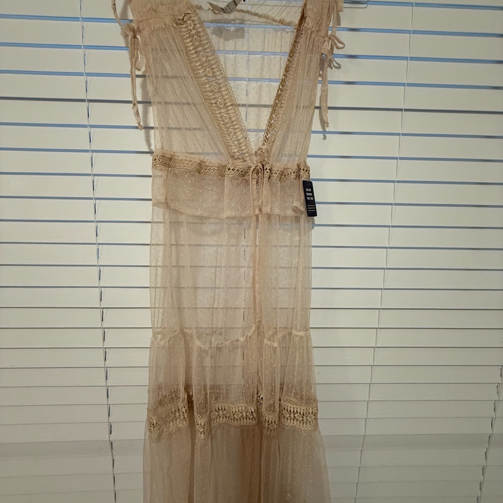 Express Cream Lace Dress